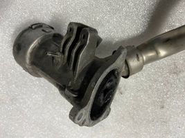 Mercedes-Benz E W211 EGR-venttiilin/lauhduttimen kiinnike a6460900054