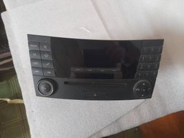 Mercedes-Benz E W211 Radija/ CD/DVD grotuvas/ navigacija A2118701289