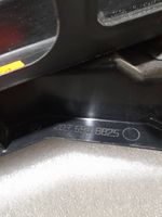 Mercedes-Benz C W203 Dolny panel schowka koła zapasowego a2036908825