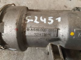 Mercedes-Benz E W211 EGR-venttiilin/lauhduttimen kiinnike a6460900054