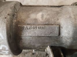 Mercedes-Benz E W211 EGR-venttiilin/lauhduttimen kiinnike a6460900054