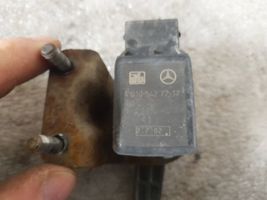 Mercedes-Benz E W211 Sensore di livello faro/fanale a0105427717