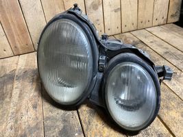 Mercedes-Benz CLK A208 C208 Headlight/headlamp A2088000175