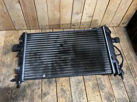 Mercedes-Benz ML W163 Coolant radiator A1635001004