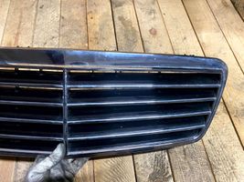 Mercedes-Benz CLK A208 C208 Grille de calandre avant 2088800085