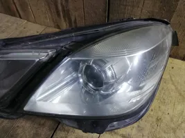 Mercedes-Benz E W212 Lampa przednia A2128208361