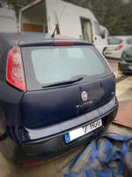 Fiat Punto (199) Takaluukun/tavaratilan kansi 