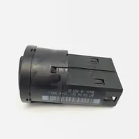 Volkswagen PASSAT Interrupteur d’éclairage 04052030