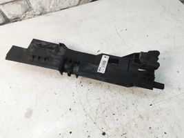 BMW X5 E70 Pannello laterale di supporto del radiatore 7799761