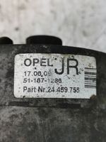 Opel Zafira B Moottorin kiinnikekorvake 24459755