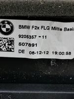 BMW 1 F20 F21 Dysze / Kratki środkowego nawiewu deski rozdzielczej 9205357