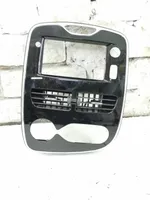 Renault Clio IV Radion/GPS-laitteen pääyksikön kehys 682609599R