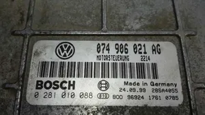 Volkswagen II LT Sterownik / Moduł ECU 0281010088