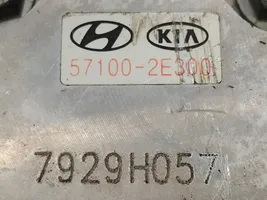 KIA Sportage Pompa wspomagania układu kierowniczego 571002E300