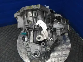 Nissan Juke I F15 Scatola del cambio manuale a 5 velocità TL4A119