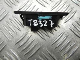 BMW 5 G30 G31 Éclairage de plaque d'immatriculation 7410302