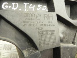 Audi Q3 8U Staffa di rinforzo montaggio del paraurti posteriore 8U0807454A