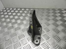 Jaguar XF Supporto della valvola di raffreddamento EGR 5R836037BB