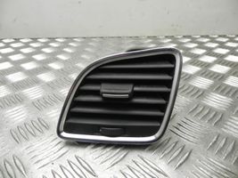Audi Q3 8U Takaosan ilmakanavan tuuletussuuttimen ritilä 8U1820901B