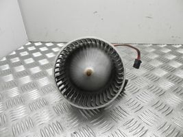 Mercedes-Benz E W211 Heater fan/blower V7825001