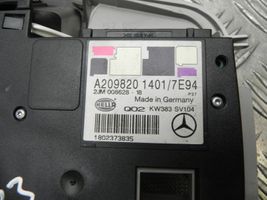 Mercedes-Benz S W220 Inne oświetlenie wnętrza kabiny A2098201401