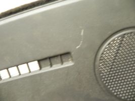 Dodge Grand Caravan Radion/GPS-laitteen pääyksikön kehys L0204578