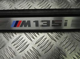 BMW 1 F20 F21 Muu kynnyksen/pilarin verhoiluelementti 8055527