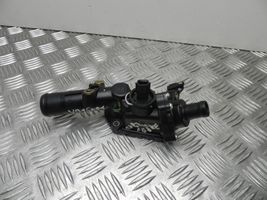 Renault Captur Boîtier de thermostat 110602770R