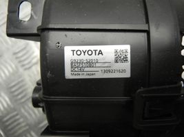 Toyota Yaris Wentylator baterii pojazdu hybrydowego / elektrycznego G923052010