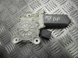 Mercedes-Benz C AMG W203 Front door window regulator motor A2037203046