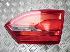 Volkswagen Jetta IV Lampa tylna 5C6945094