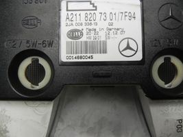 Mercedes-Benz E W211 Inne oświetlenie wnętrza kabiny A2118207301