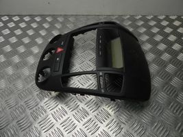 KIA Ceed Konsola środkowa / Radio / GPS 847401H910