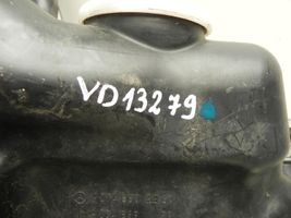 Mercedes-Benz C AMG W204 Réservoir de liquide lave-glace A2048602260