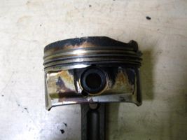 Peugeot 3008 II Piston avec bielle 