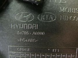 Hyundai i30 Cadre, panneau d'unité radio / GPS 84795A6900