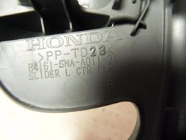 Honda Civic B-pilarin verhoilu (yläosa) 84161SNAA01120