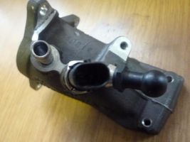 Audi A4 S4 B8 8K Alloggiamento termostato 04L128637