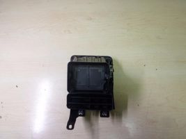 Volkswagen Touran I Aizmugurējā gaisa - ventilācijas reste 1T0819703B