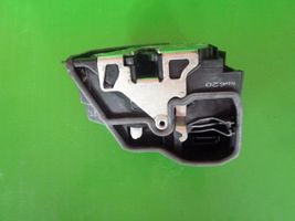 BMW X3 E83 Serratura portiera di carico 51217202144