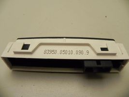 Toyota Avensis T270 Pantalla/monitor/visor 8395005010