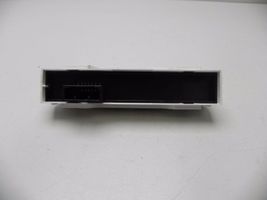 Toyota Avensis T270 Pantalla/monitor/visor 8395005010