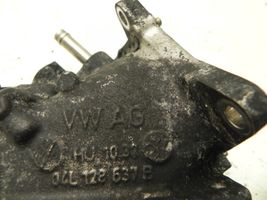 Audi A4 S4 B9 Obudowa termostatu 04L128637B