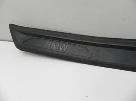 BMW 2 F46 Listwa progowa przednia 7316821