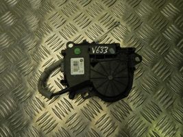 BMW X1 F48 F49 Siłownik elektryczny podnoszenia klapy tylnej / bagażnika C43111101