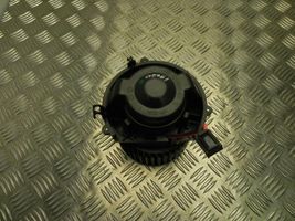 BMW X1 F48 F49 Soplador/ventilador calefacción 9297752