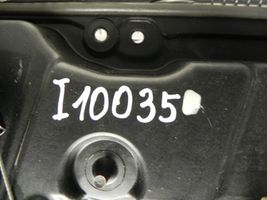 Mercedes-Benz A W176 Elektryczny podnośnik szyby drzwi przednich A1767200179