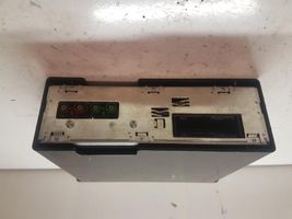 Audi A8 S8 D2 4D Amplificateur d'antenne 4D0919892