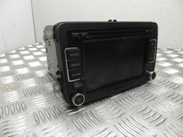 Volkswagen PASSAT B7 Unité principale radio / CD / DVD / GPS 3C8035195A