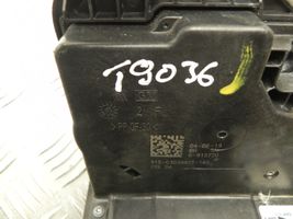 Opel Astra K Loading door lock 13598385